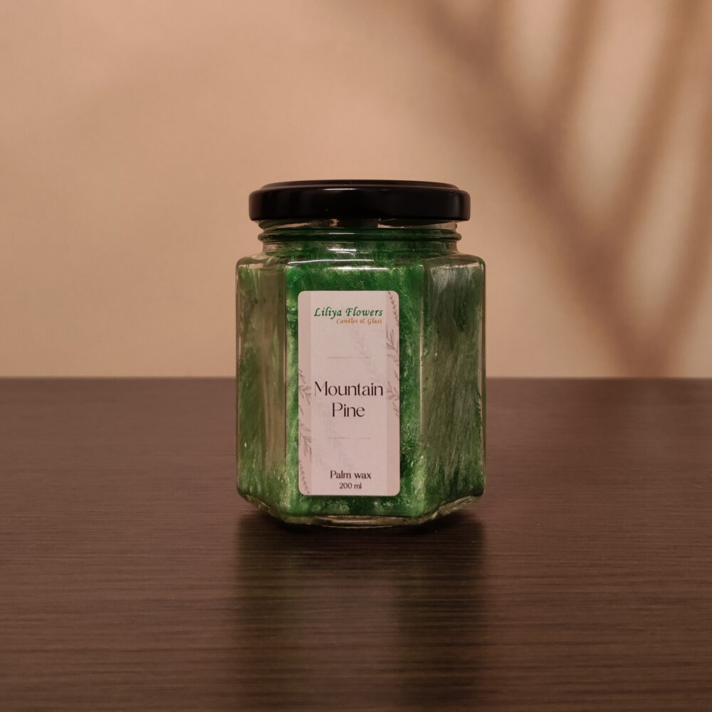 Зелена свічка Mountain Pine з пальмового воску з ароматом